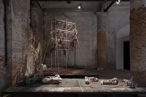 李美来，Endless House: Holes and Drips，2022
