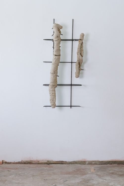 李美来，Horizontal Forms; clay limbs，2022